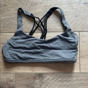 Lululemon Women's Gray Sports Bra. Size 6